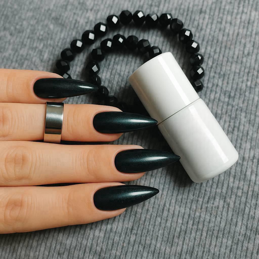 Gel Polish Dark Sky - 606, 6 ml