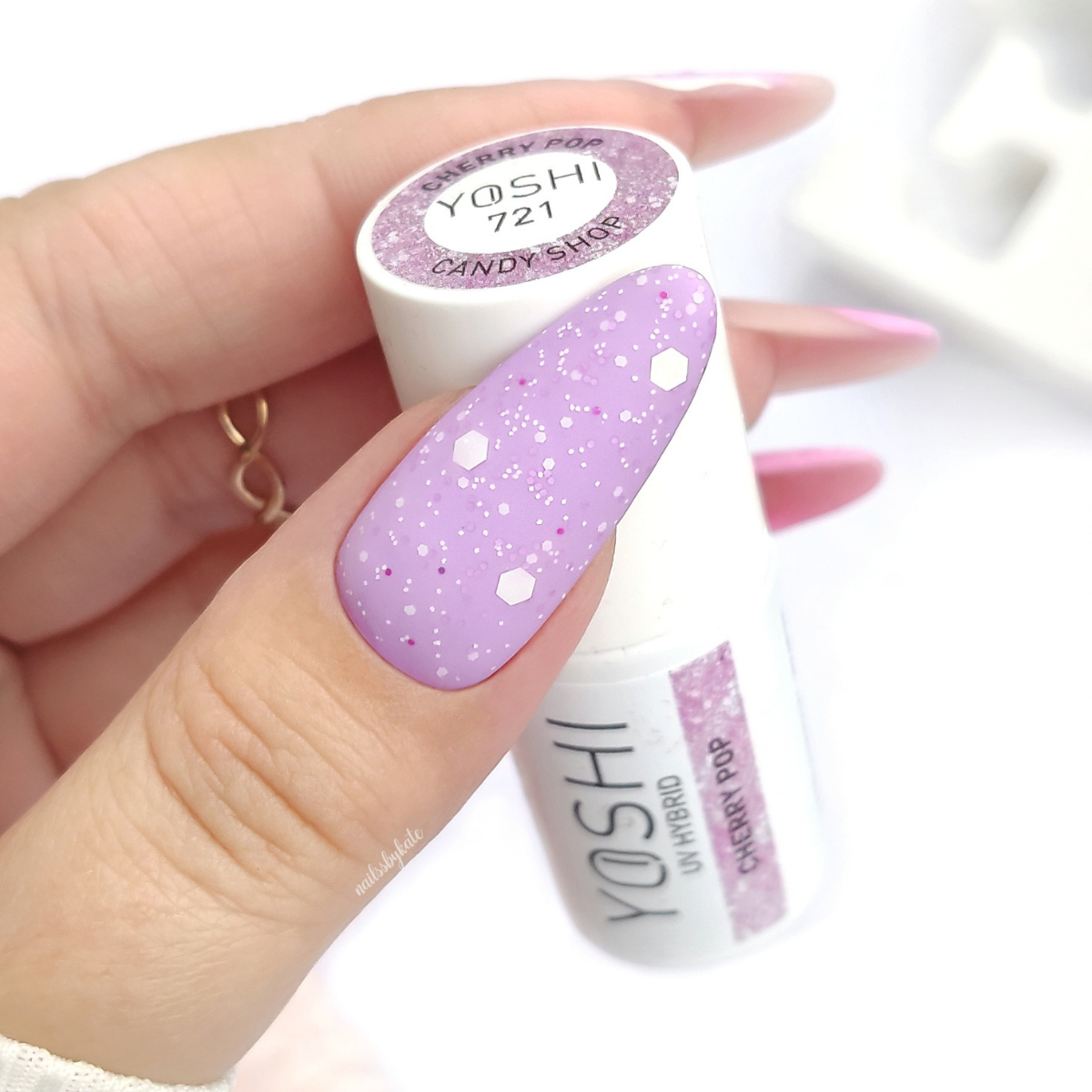 Gel Polish Cherry Pop - 721, 6 ml