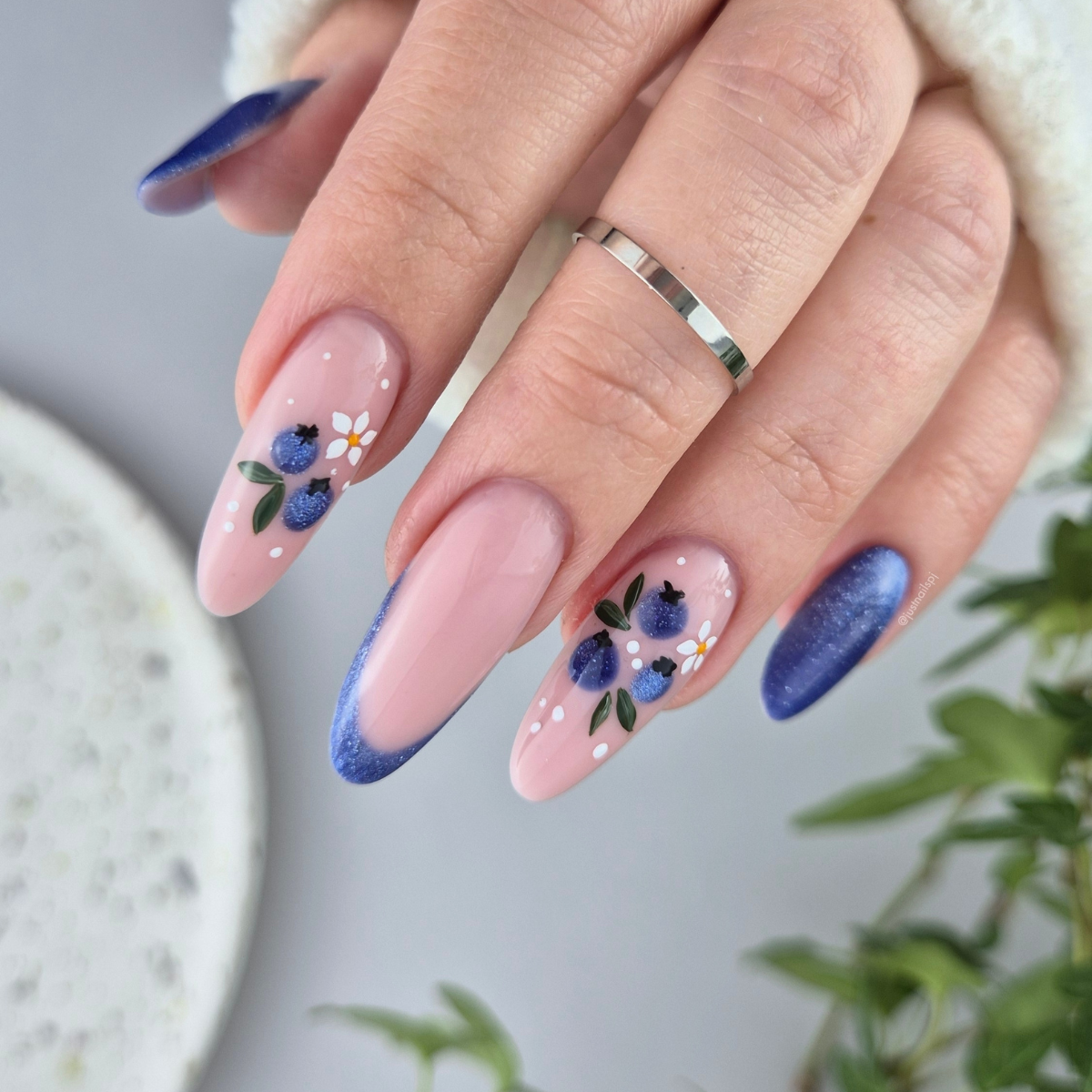 Gel Polish Velvetrage - 199, 6 ml