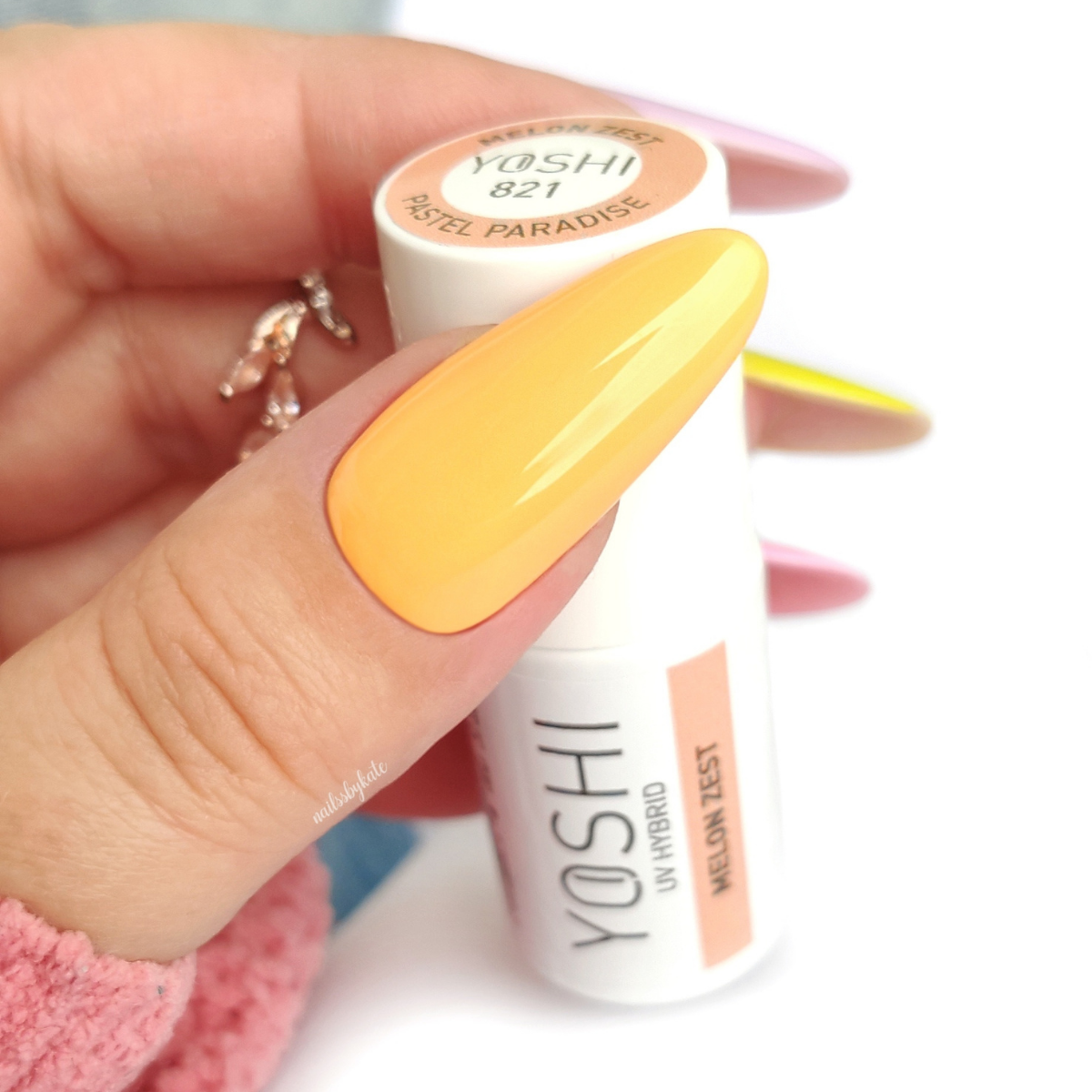 Gel Polish Melon Zest - 821, 6 ml