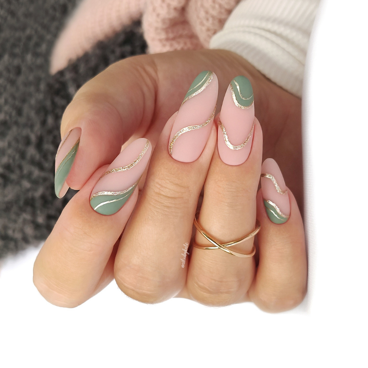 Gel Polish Metro Melange - 422, 6 ml