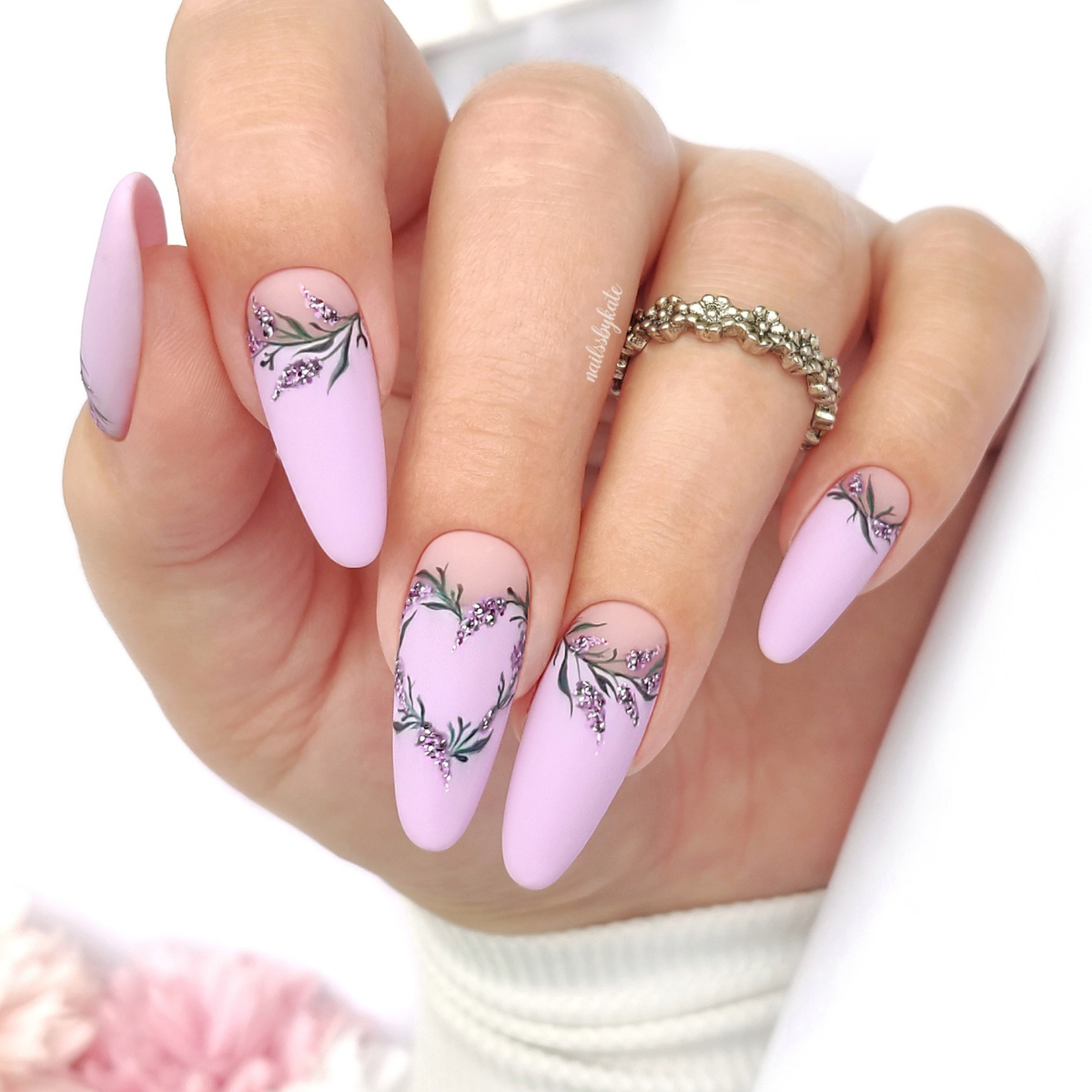 Gel Polish Lavender Scent - 823, 6 ml