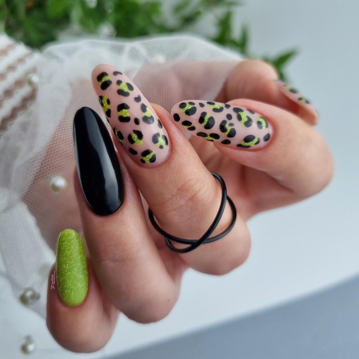 Gel Polish Technicolor - 020, 6 ml