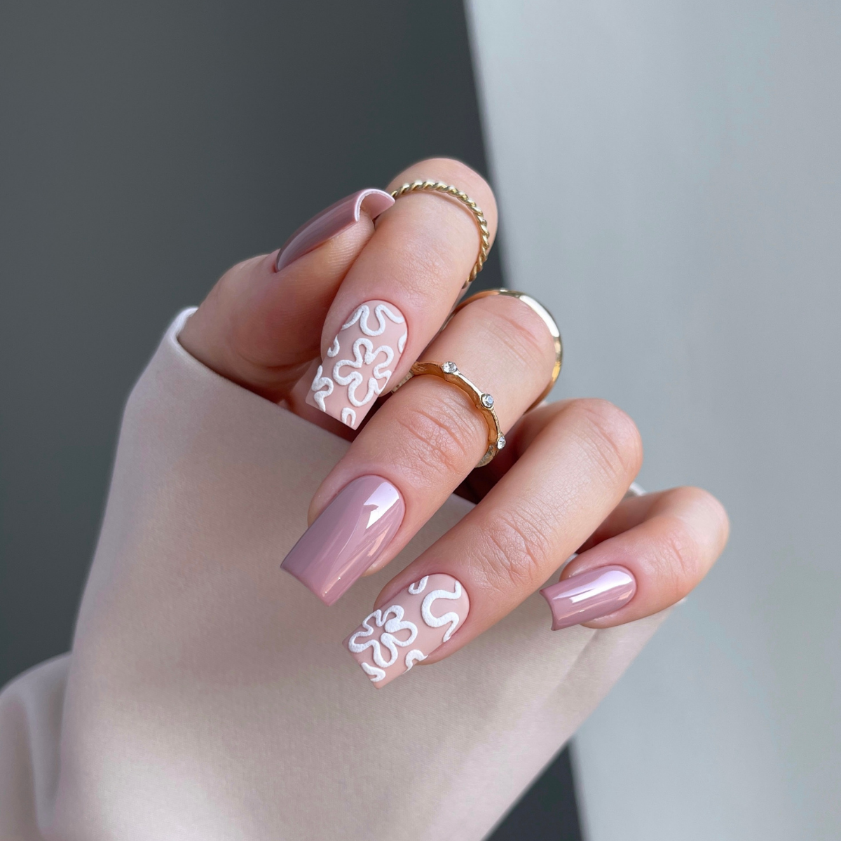 Gel Polish Earthy Nude - 135, 6 ml